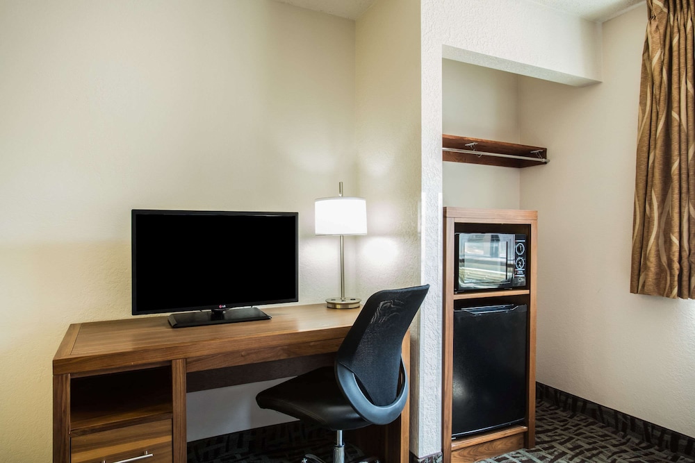 Super 8 by Wyndham Flagstaff 30/34