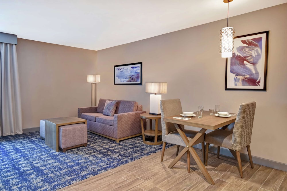 Homewood Suites By Hilton Orange New Haven 32/51