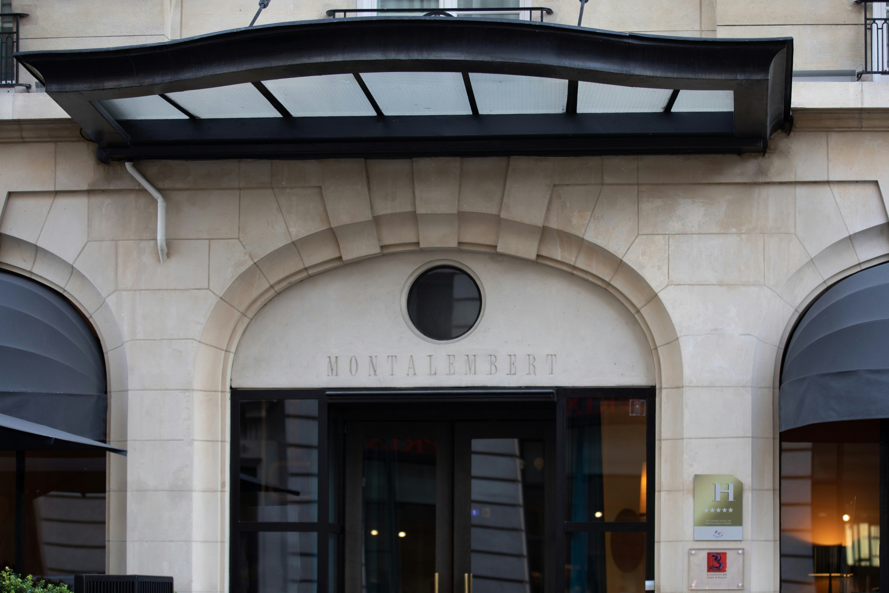 Hotel Montalembert in PARIS