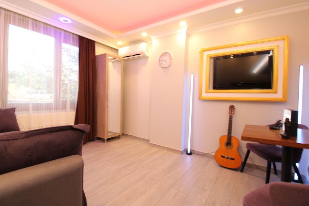 Sahrakent Suite 35/50