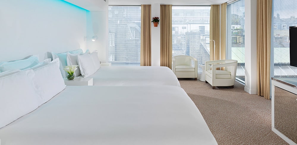 St Martins Lane Hotel 24/75
