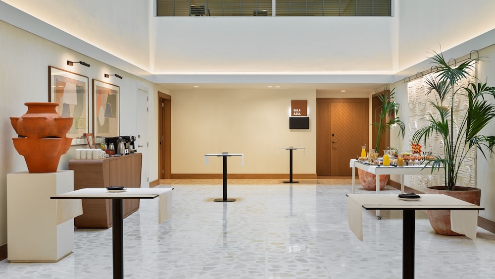H10 Croma Malaga 23/50