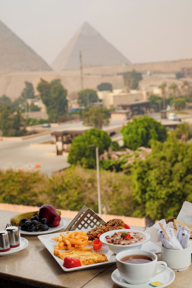 Turquoise Pyramids & Grand Egyptian museum view Hotel 35/50