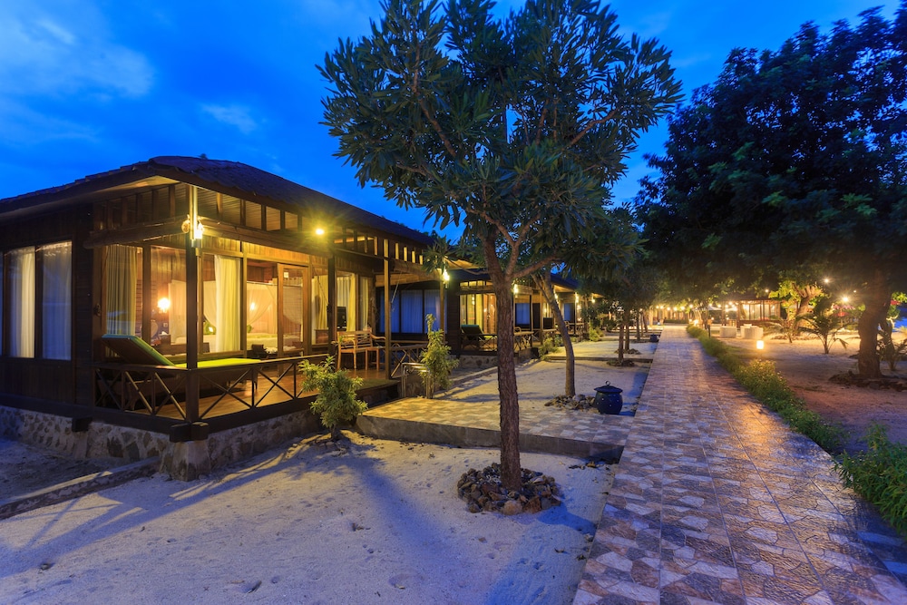 Sylvia Beach Villa 16/37