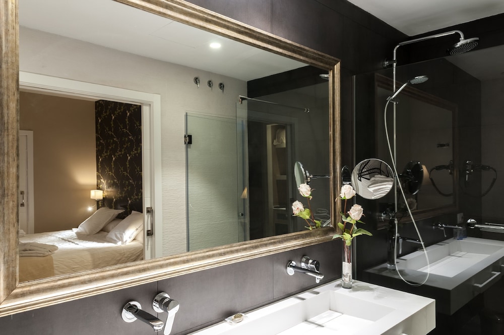 Suites Murillo Segovias 32/82