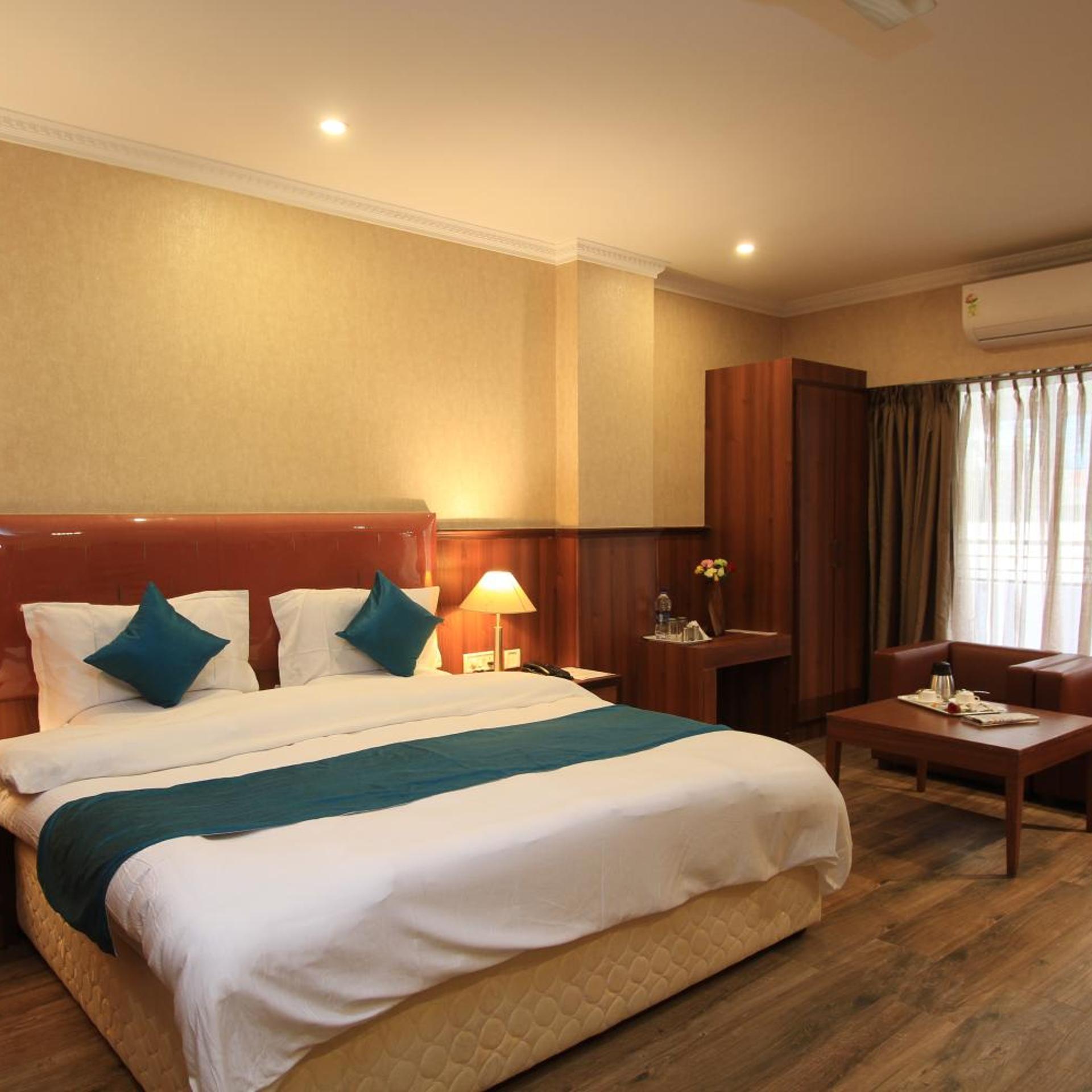 Hotel Empire International Koramangala 18/50