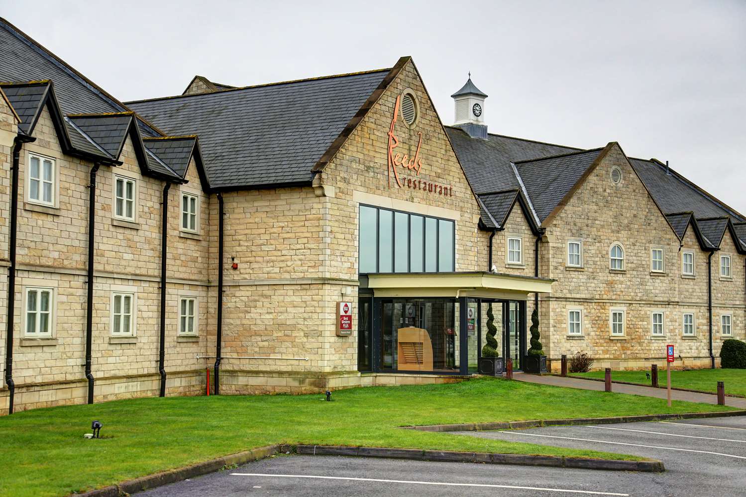 Pastures Hotel 14/14