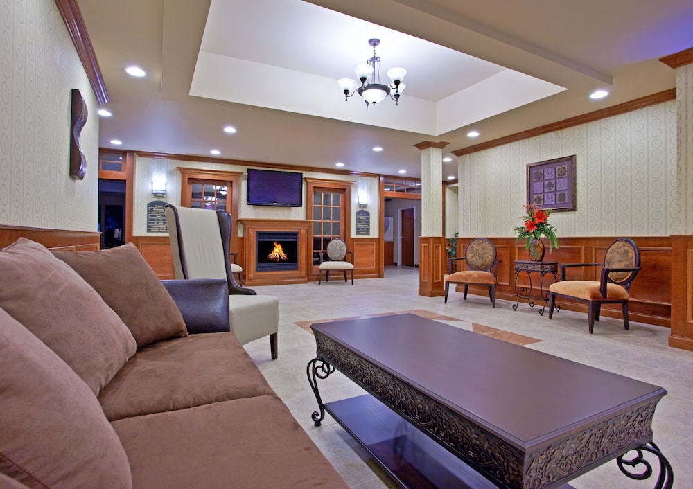 Holiday Inn Express Hotels And Suites Dayton North Tipp City 33/48