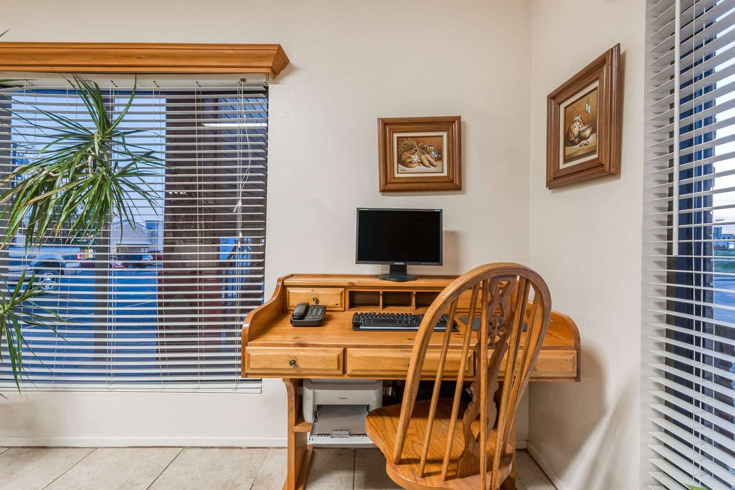 Super 8 by Wyndham Waco/Mall area TX 26/31