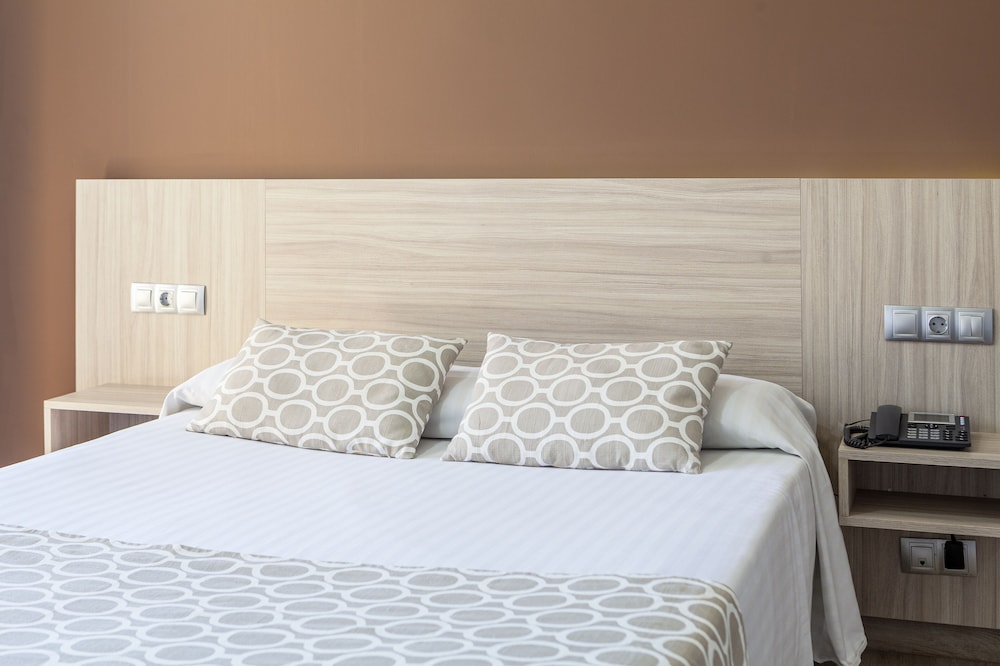 Olympia Hotel Ronda II 38/66