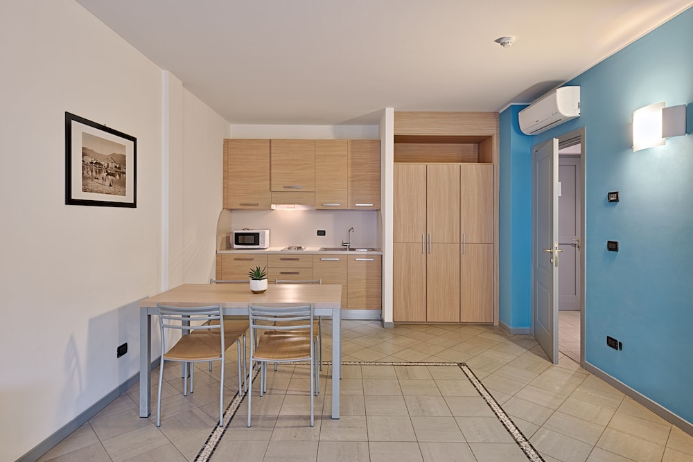 Aregai Marina Hotel Residence 53/67