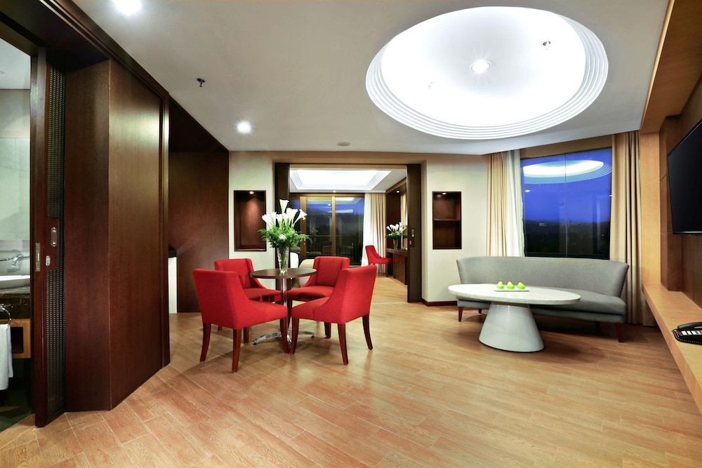 Aston Sentul Lake Resort and Conference Center 44/57