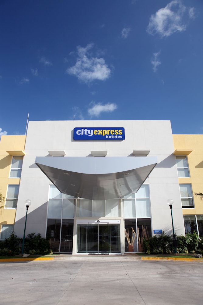 シティ エクスプレス プラヤ デル カルメン(City Express by Marriott Playa Del Carmen) 写真1