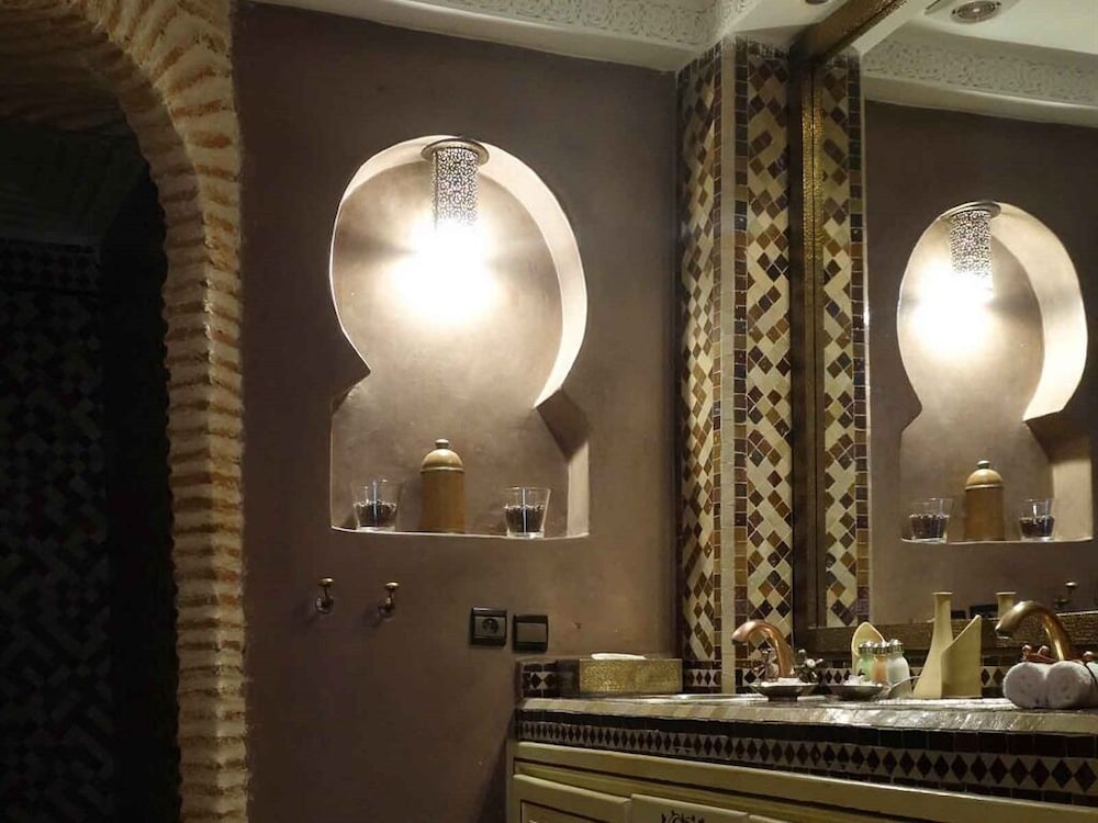 Riad Turquoise 30/81