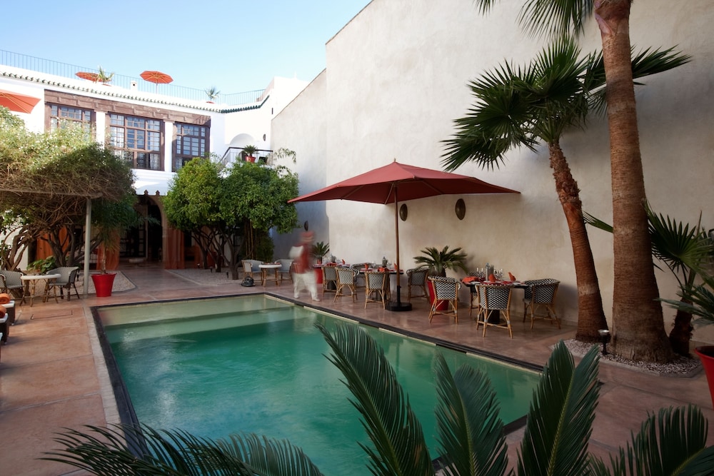 Riad Charai 6/77