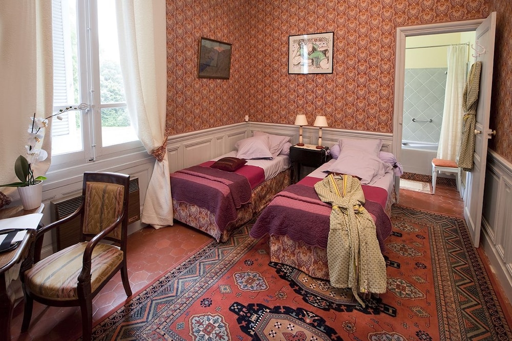 Chateau De Raissac 20/36