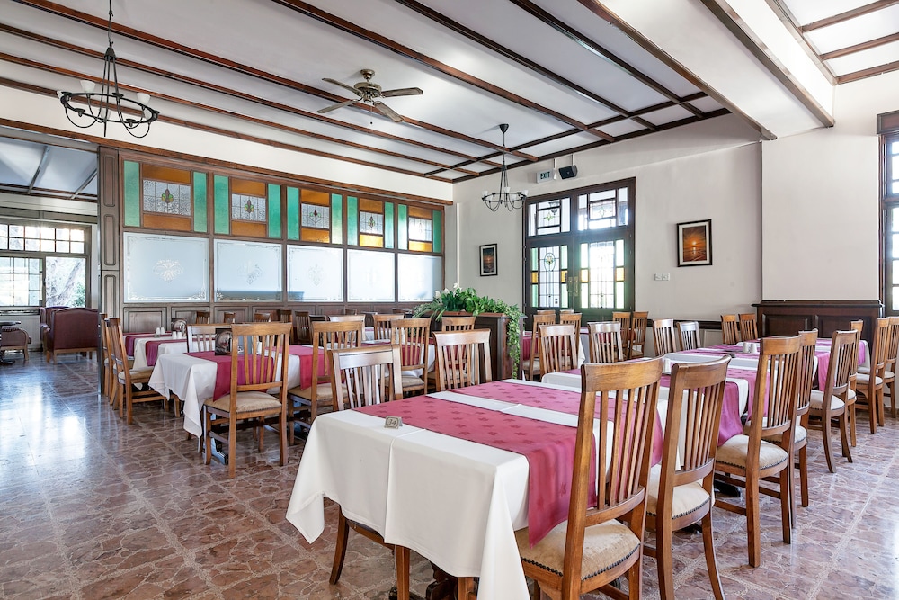 The Ship Inn Hotel Villas 34/50