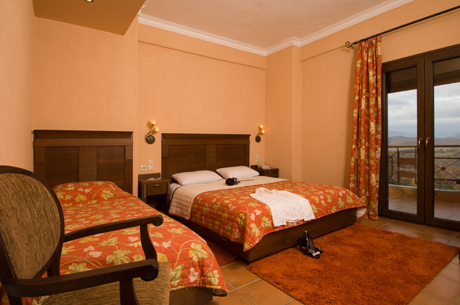 Dellas Boutique Hotel 5/22