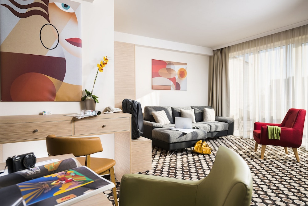 Bo33 Hotel Family Suites 34/70