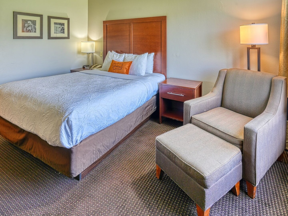 Yellowstone River Inn and Suites 12/47