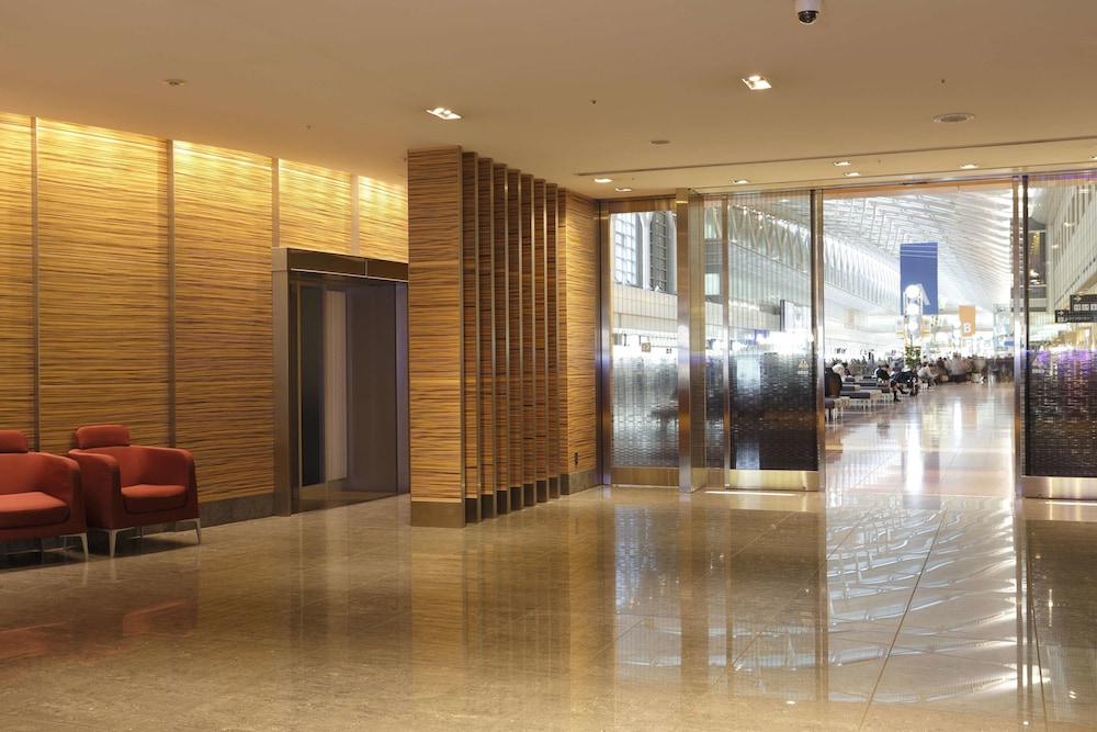 Haneda Excel Hotel Tokyu 55/75