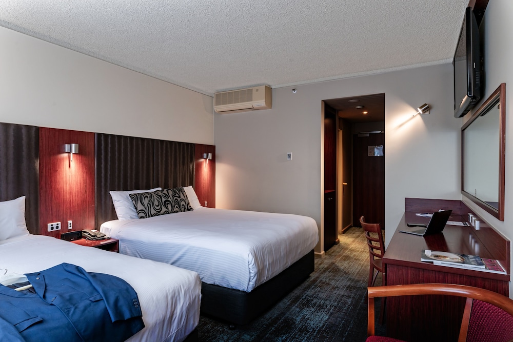 Arkaba Hotel Adelaide 13/64