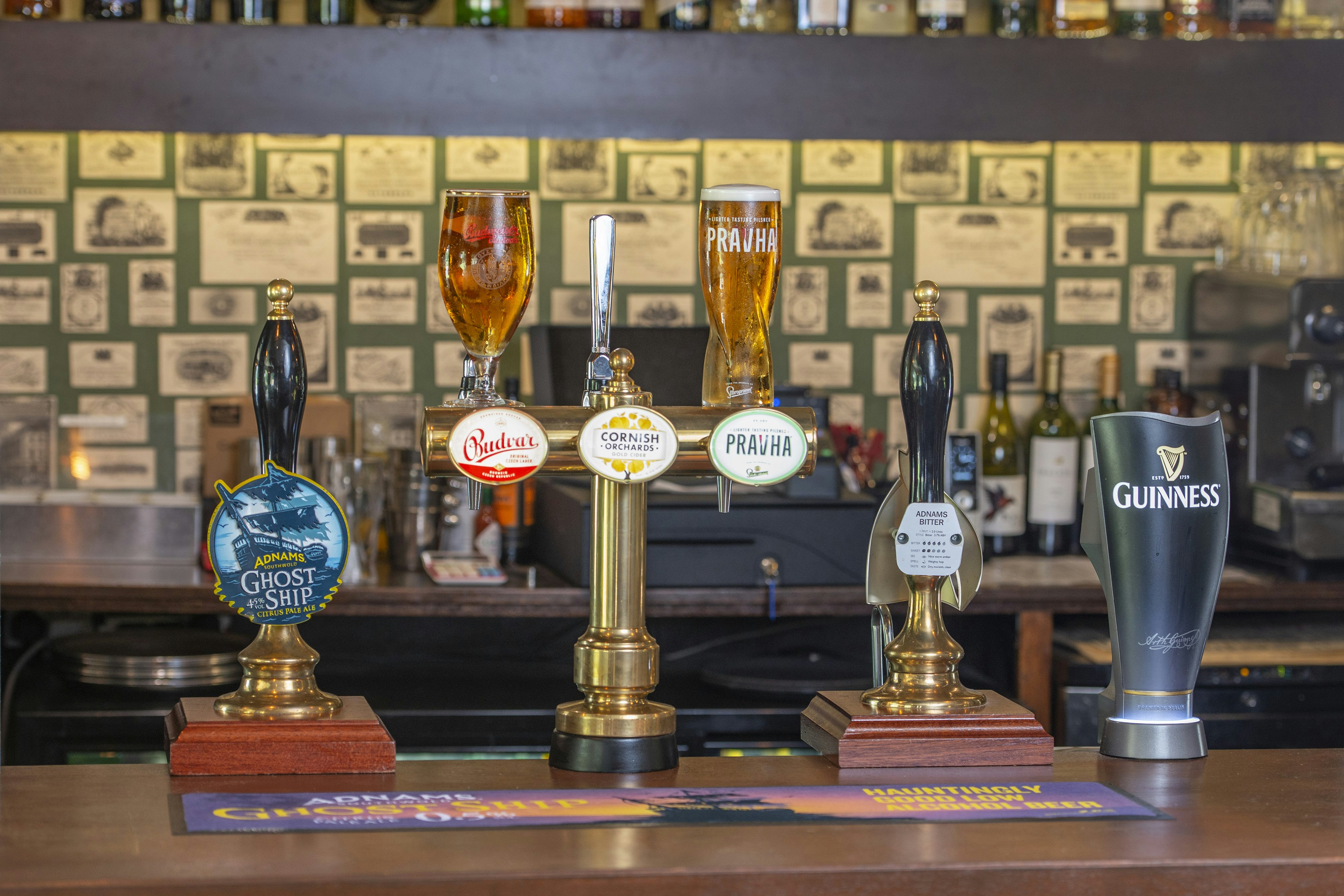 Pettifers Freehouse Hotel 7/20