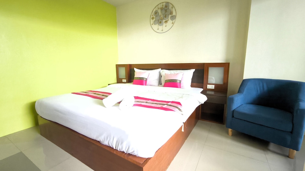 Lucky Patong Hotel 17/50