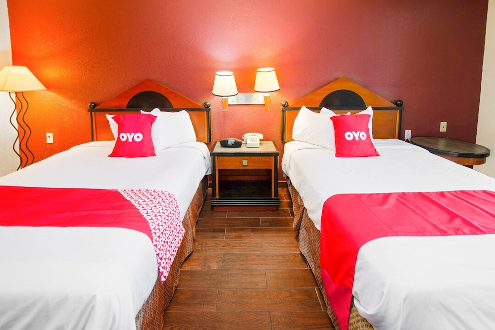 Hotel Blytheville AR I-55 8/33