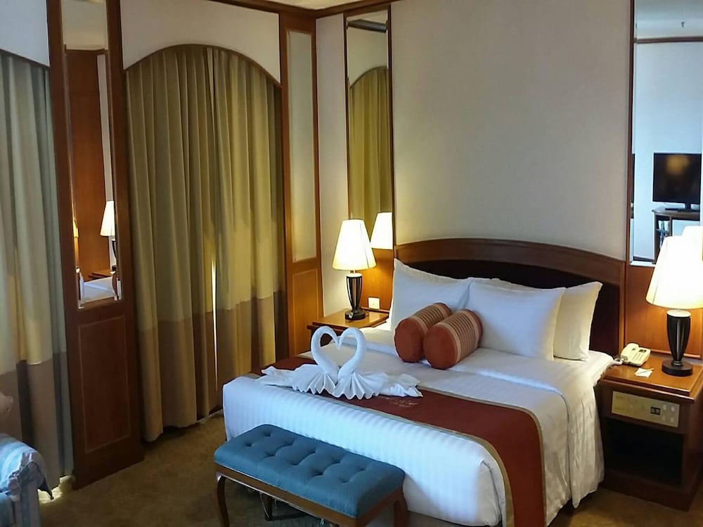 The Regency Hotel Hatyai 14/50