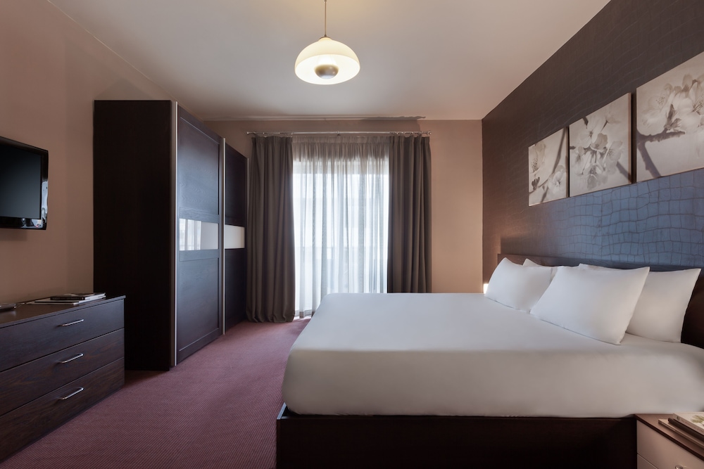 Argento Hotel 14/63