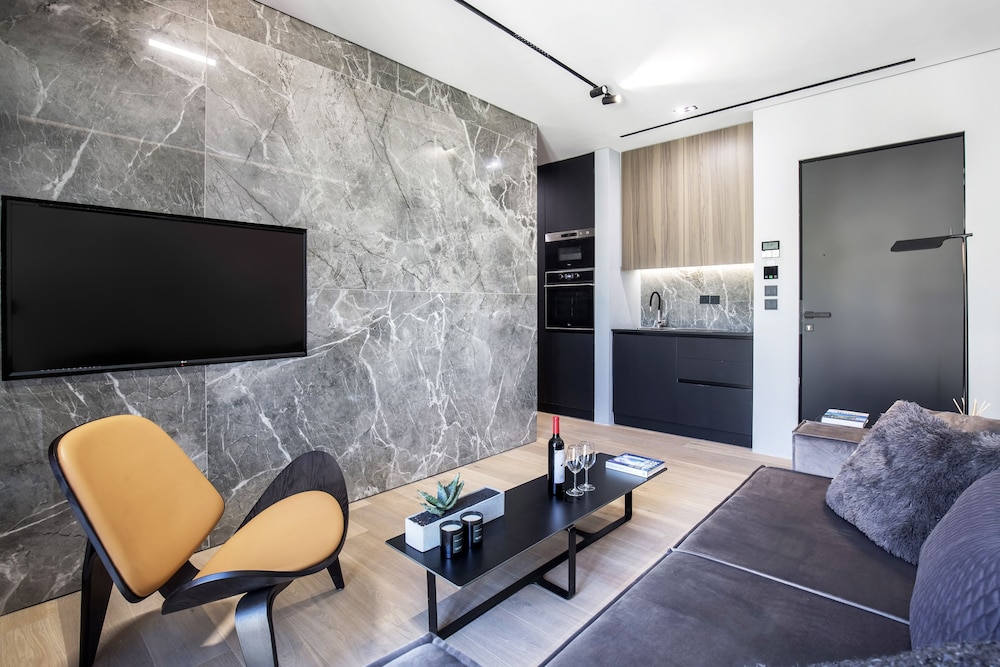 The Duke Boutique Suites 36/50