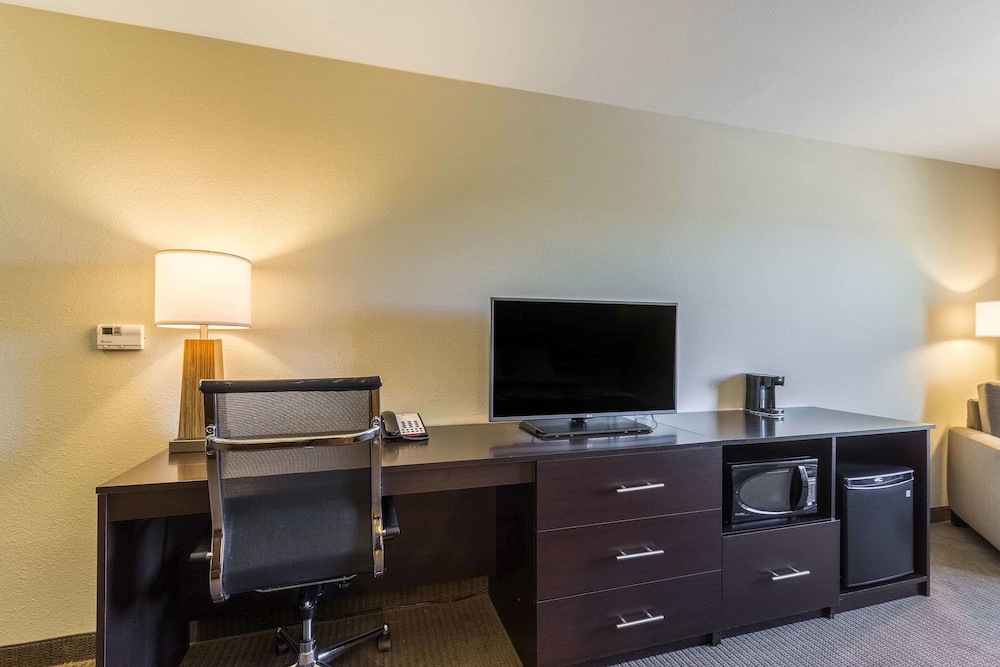 Sleep Inn & Suites Jourdanton - Pleasanton 53/65