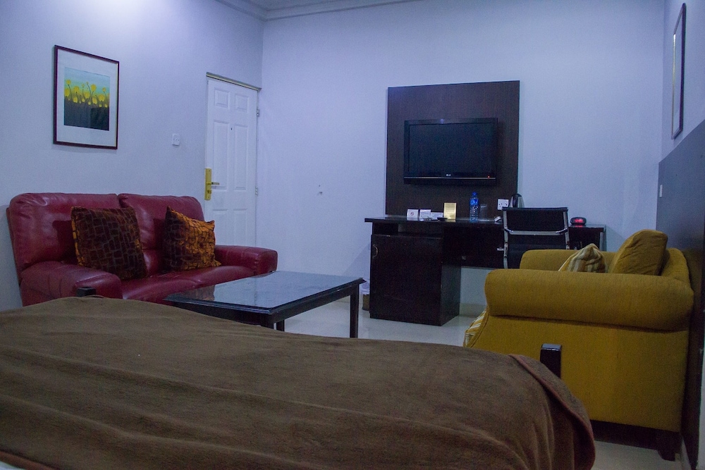 Georgetown Hotels Apartments & Suites 44/68
