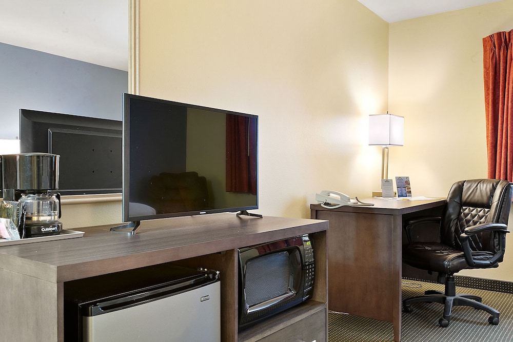 Days Inn by Wyndham Ellensburg 33/41