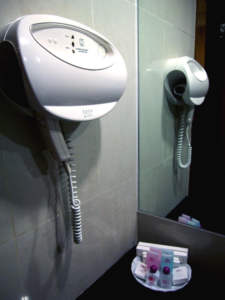 Hotel Royal Singapore 45/70