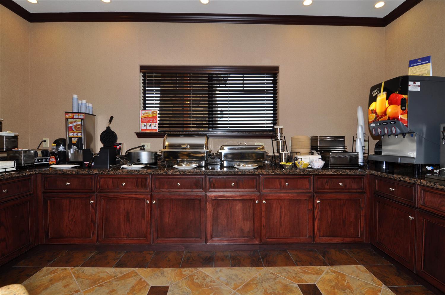 Best Western Plus Royal Mountain Inn and Suites 5/12