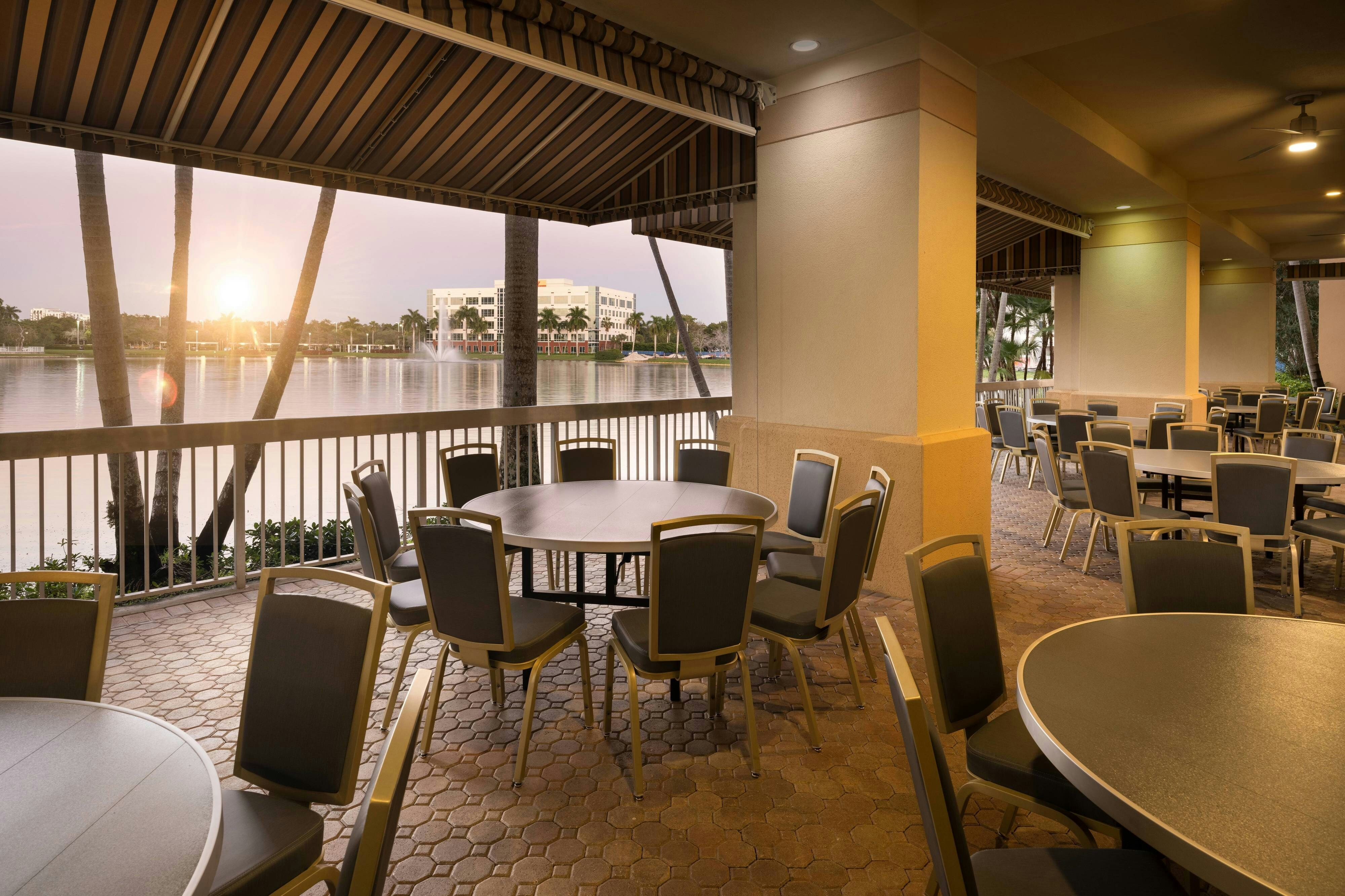 Renaissance Fort Lauderdale West Hotel 30/50