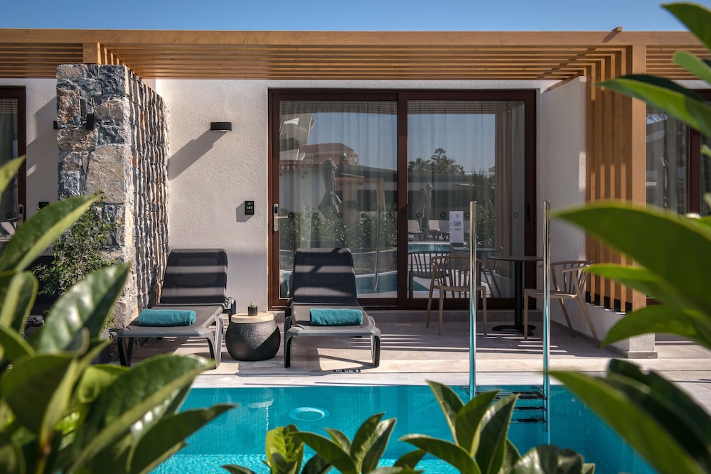Petousis Hotel & Suites 19/50