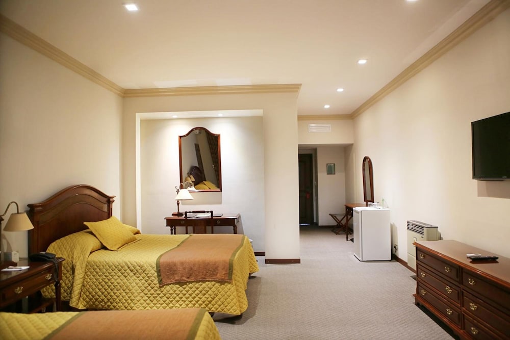 Los Parrales Hotel 18/33