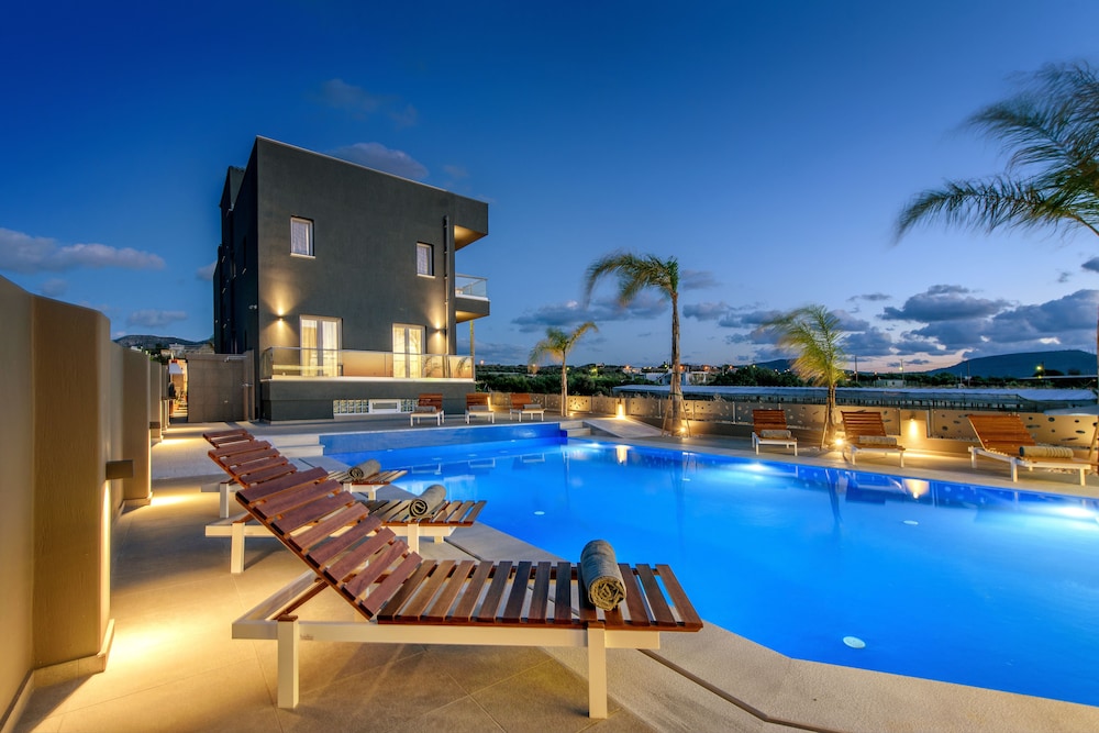 Elysian Suites photo1