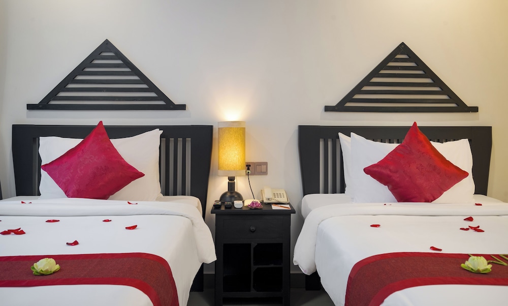 Khmer Mansion Boutique Hotel 13/50