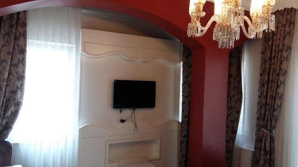 Azade Butik Otel 33/34