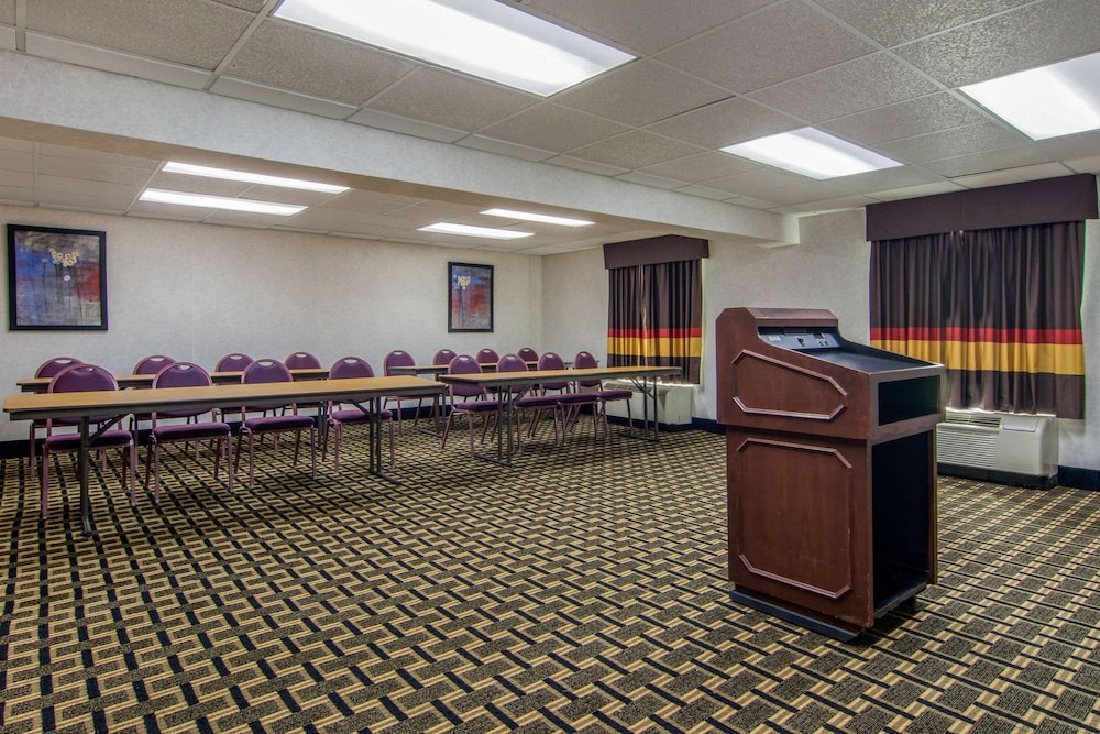 Quality Inn & Suites Union City Atlanta South 9/50