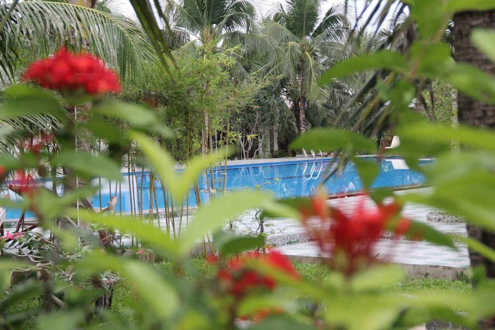 Gm Doc Let Beach Resort Spa 61/65