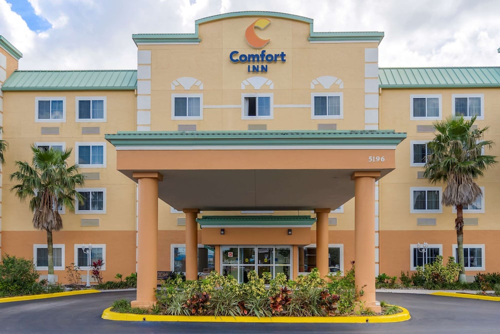 Comfort Inn Kissimmee Lake Buena Vista South photo4