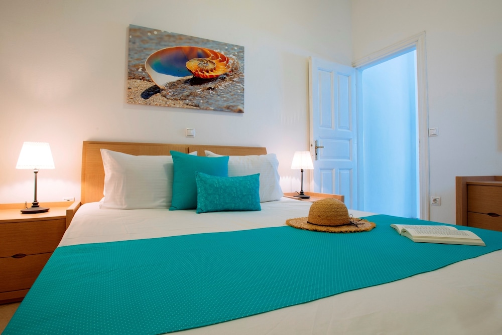 Vithos Aparthotel 13/72