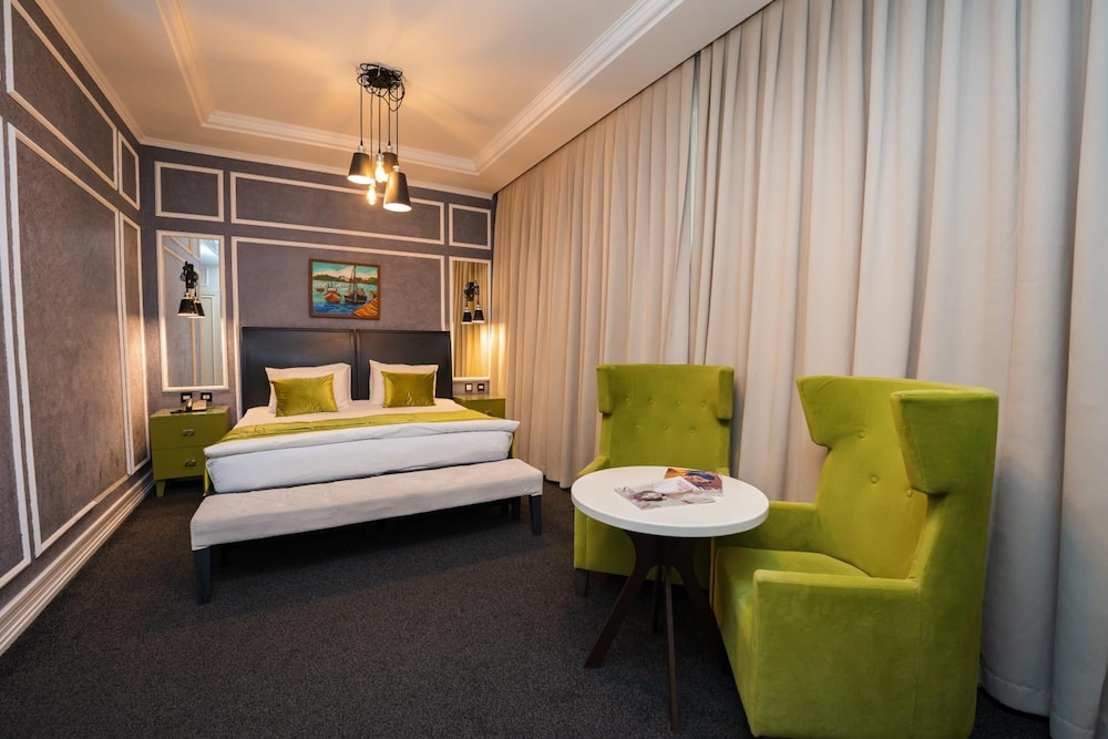 Dondar Hotel 26/61