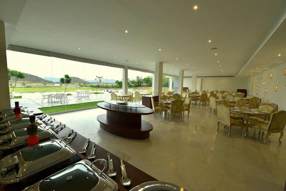 Tatsaraasa Resort and Spa Udaipur 15/40
