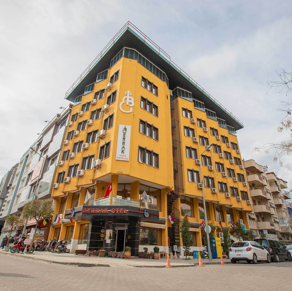 BERRAK OTEL 2/15